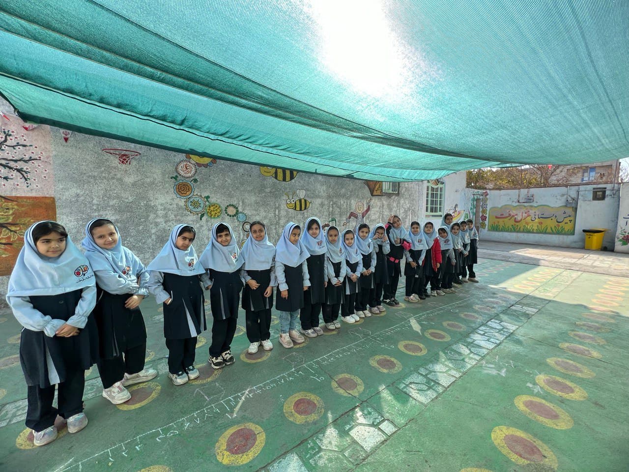 پیش دبستانی و دبستان غزل معرفت