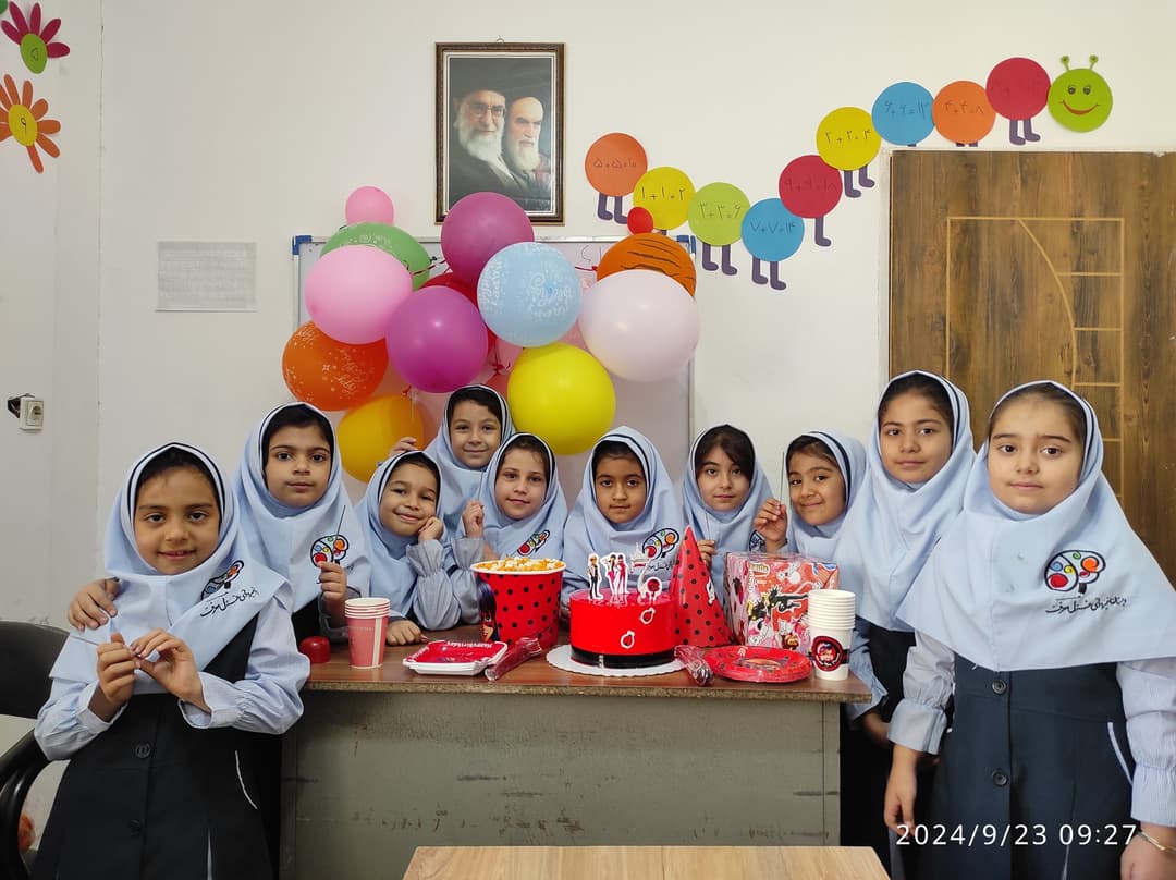 پیش دبستانی و دبستان غزل معرفت